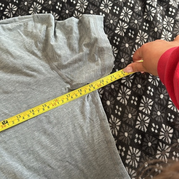 Lululemon V-Neck - Picture 2 of 6